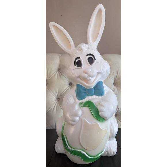 Vintage Blown Mold Lighted Easter Bunny 27